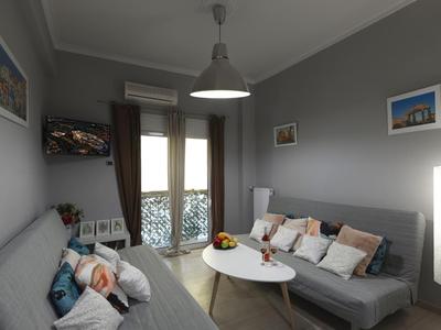 The Acropolis Apartment