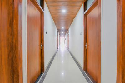 Hotel O Mapples Inn Palace