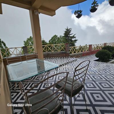 HR Windsong Homestay