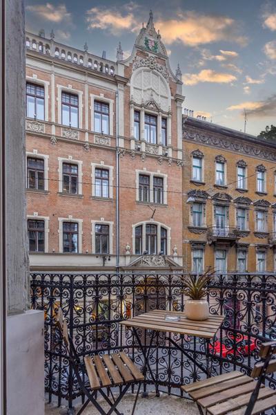 Luxurious High-End Grand Residence in the Center of Budapest