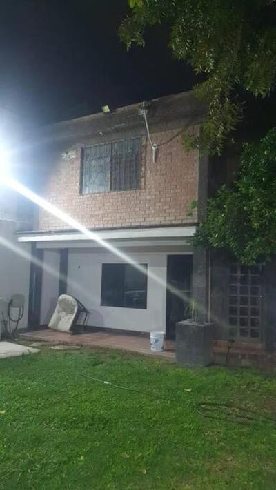 Torreón 1 - Habitación cerca del aeropuerto con alberca