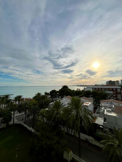 Las Palmeras, Vistas privilegiadas a toda la costa de Benicassim, con Piscina, Smart Tive y Wifi totalmente Gratuito