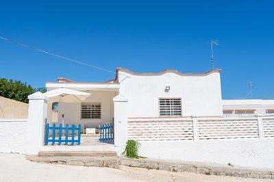 Villetta Rosa House 100 meters from the blue sea
