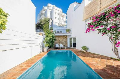 Spacious House with 3 Bedrooms and Private Pool