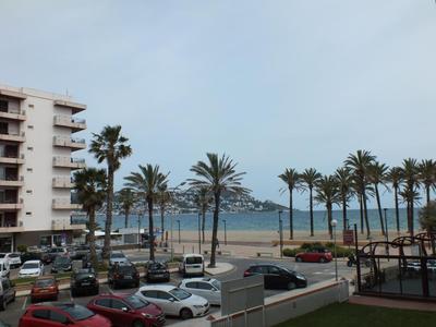 Hermoso apartamento de 3 habitaciones en Roses con piscina y jardín, acceso a la playa - ES-204-59