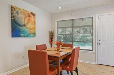 Charming 3 BR home with WiFi, AC in Montgomery