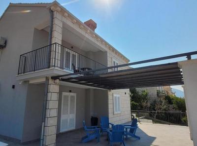 Charming House with Jaccuzi,Terrace,Lounge Area