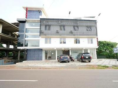 Staymax hotel parassinikadavu