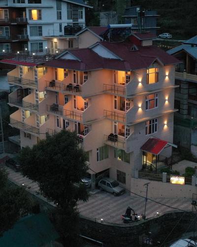 !!! Hotel The Nirvana Hills By Hotel Manu !!! A Luxury Stay With Mountain View!!!Couple Friendly!!! Balcony Rooms!!!Open Terrace With 360 View!!!