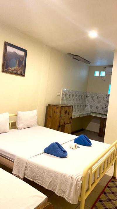 Komodo Shores Homestay