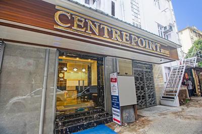 Townhouse Centre Point Inn Near Esplanade Metro Station