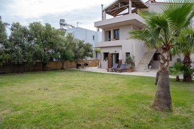 Natalia's Apartment in Tavronitis