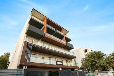 Super Townhouse MA-32