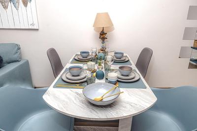Summer flat by the beach&Taverna