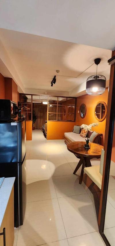 Casa Naranjo at Shell Residences