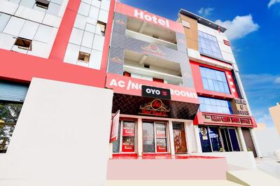 Hotel O Rajak G