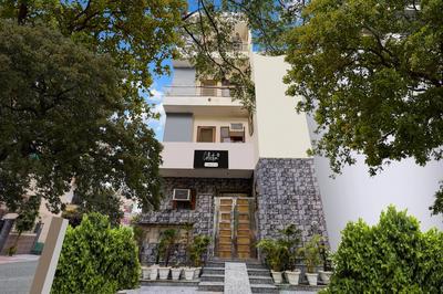 Hotel O Sector 52 Gurgaon