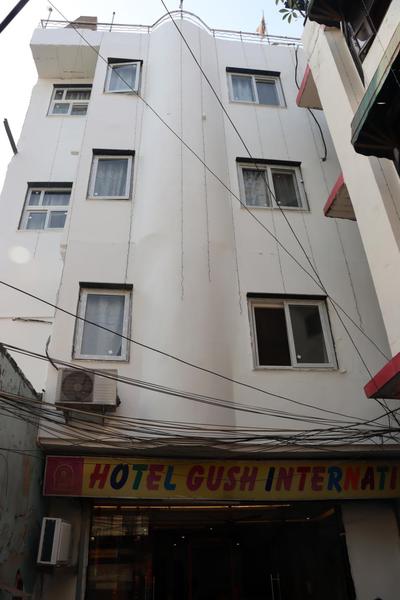 Hotel Gush At New Delhi Railway Station