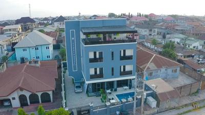 Lighthouse Inn and suites