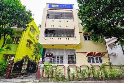 FabExpress Astoria House - Nr Saltlake City Centre 1