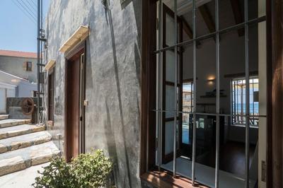 kito- transformed house on the water's edge