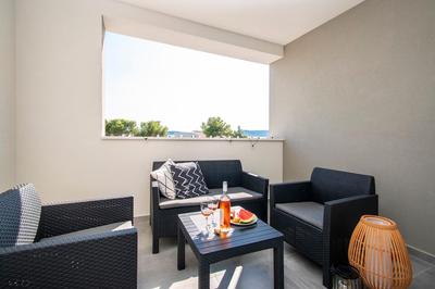 Pape Apartments
