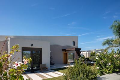 Terrazzo Luxury Villas - Family Beach Escape by etouri