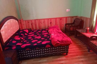 Prashar Lake Way Guest House