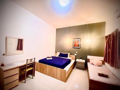 Sliema Airconditioned Self Check In Sleeps 3 people in room 3B