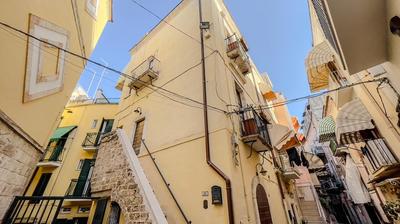 Il rifugio del dottore 1 - Room and Upside Apartment in Bari oldtown