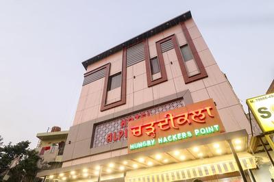 Super Townhouse Ajit Nagar Near Golden Temple