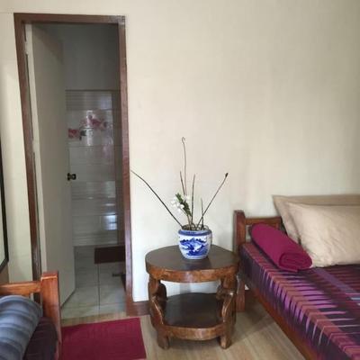 LE-ONIE's Petunia Room at City Center