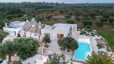 TD Marlù Luxury Trulli Experience wStunning Pool