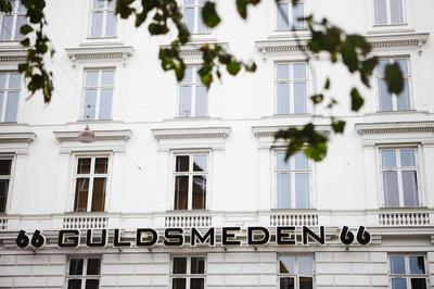 66 Guldsmeden