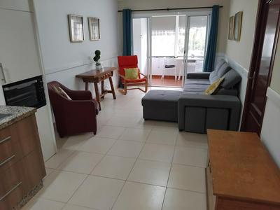 Jardin Cielomar, Close to train, restaurants, shops - BEACH 8 MIN WALK