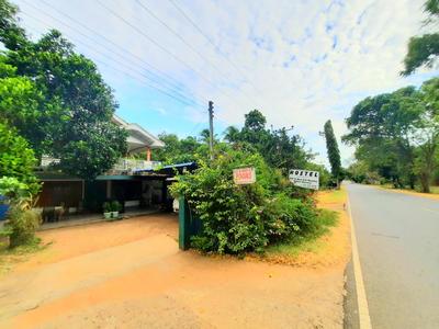 HOSTEL -In Front Of the National Park-
