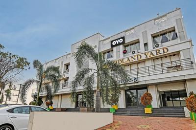 Super OYO Hotel O Midland Yard