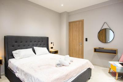 Ellis apartment B