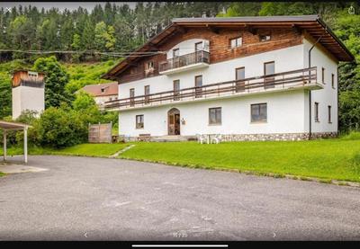 Cozy Penthouse 2 bedrooms with WiFi - Netflix - Private Parking