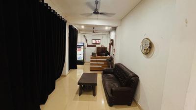 Hotel Radha Rani