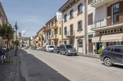 Rosso Rubino - Mansarda Vista Lago a Marta