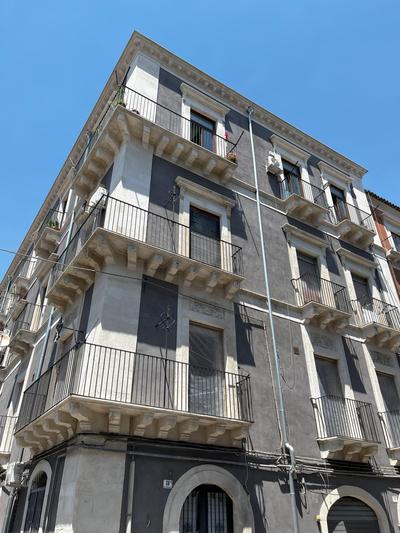 Splendid apartment - Historic center of Catania