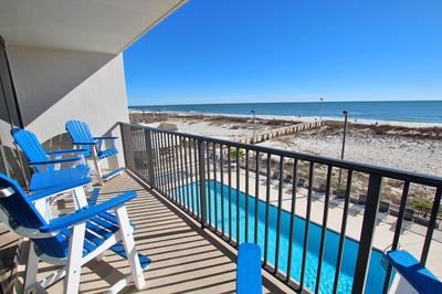 Island Winds West 280 by Youngs Suncoast