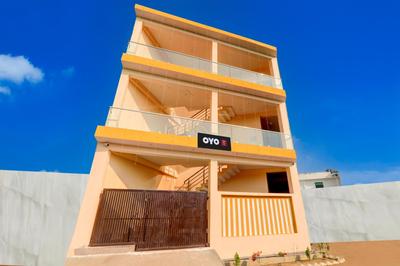 Super Hotel O Arjun Gunj