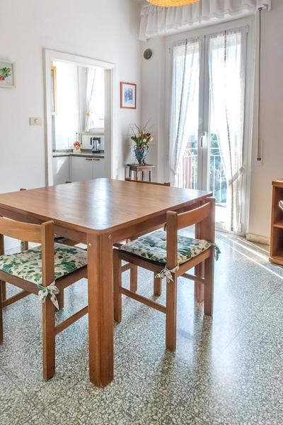 Sirolo, quadrilocale in centro con terrazzo e garage - S069