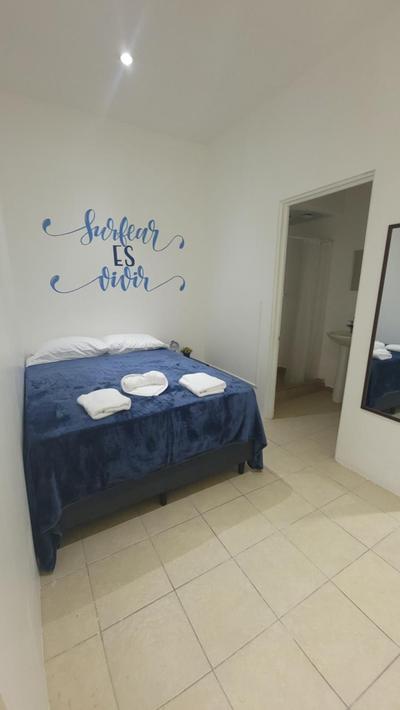 Surfo House Hotel & Hostel