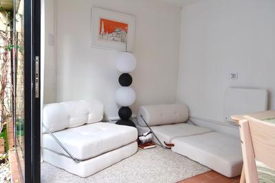 10-min Duomo central flat with private garden
