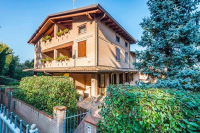 Jacuzzi Apartment in Italian Villa, Wi-Fi & Garden Sassuolo - Maranello