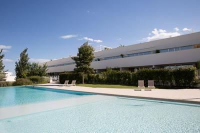 Luxury Apartment - Pool View, Sun & Shade Terraces, Near Golf & Padel