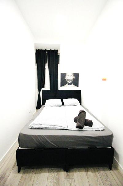 Comfortable Rooms in AKH Area